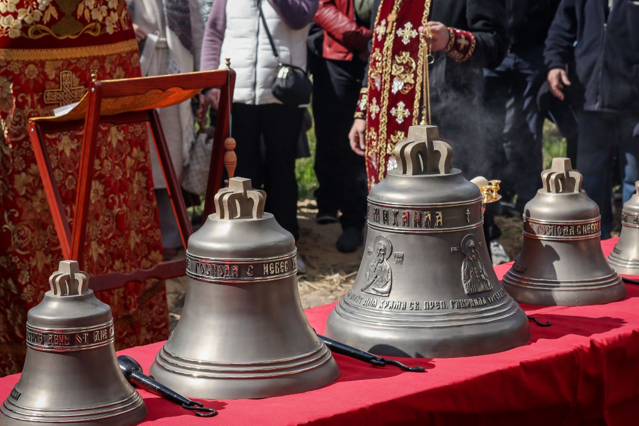 St Paul s Cathedral колокол качающийся