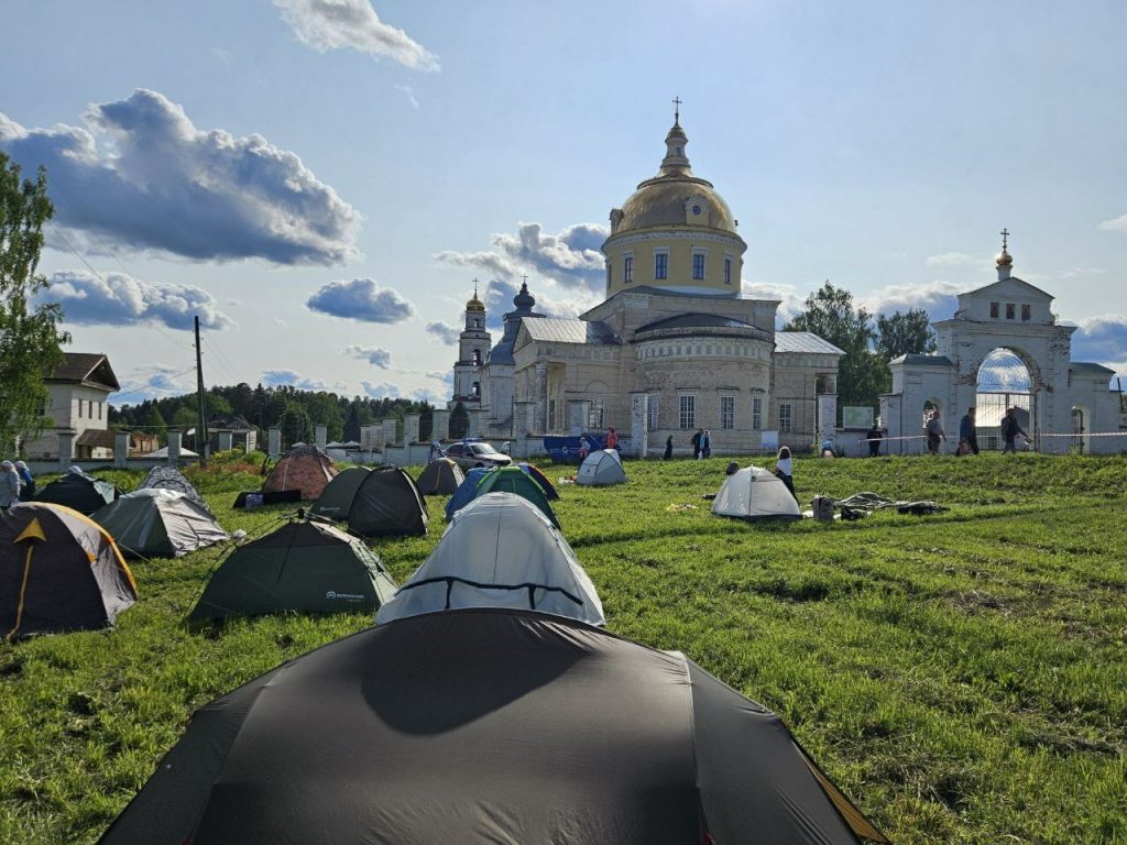 КАК ОТЕЦ ФЕОДОР НА СВЯТУЮ ЗЕМЛЮ СОБИРАЛСЯ