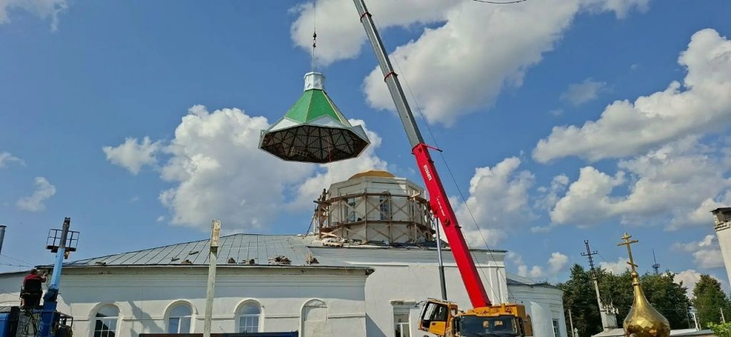 Шатер храма Архангела Михаила в Гавриловом Посаде водружен на место!